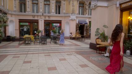 Kerry's Hot Ukraine Beach Tease